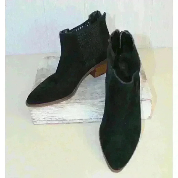 Cole Haan Grand 360 Black Leather Zippered Wood Heel Womens Ankle Boots Size 6.5 - Picture 1 of 11